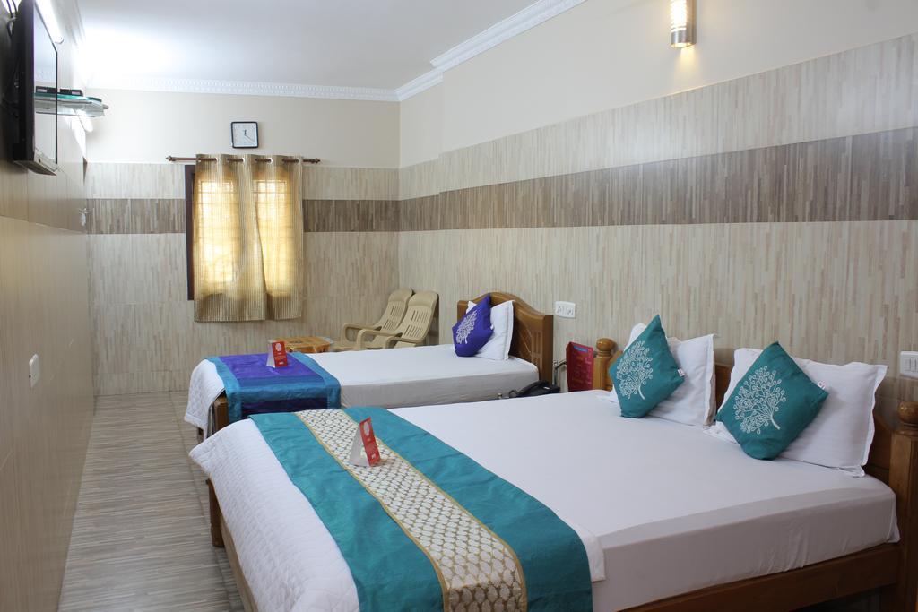 R B Residency Hotell Chennai Exteriör bild