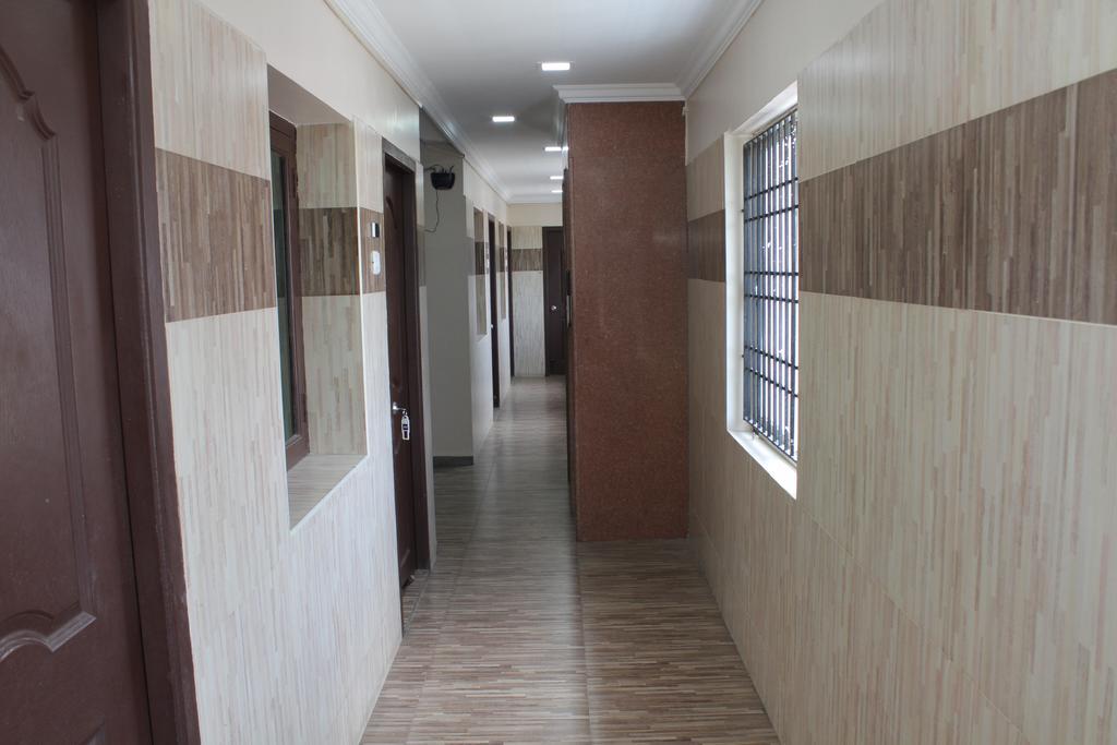 R B Residency Hotell Chennai Exteriör bild